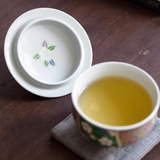 Authentic Japanese Arita-yaki  Retro Style Hand-Applied Gold Decal Sancai Gaiwan